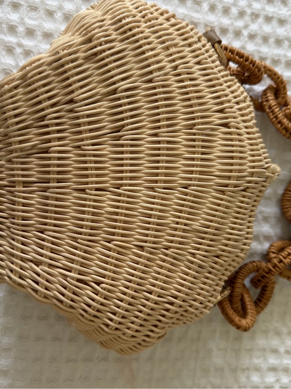Vineyard Vines Clamshell Bag Purse - Picture 6 of 11